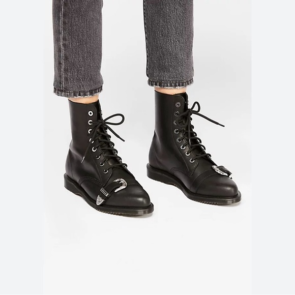 Dr Martens Ulima Black Leather Combat Buckle Boots Women's Sz. 9 US Sold Out​​​ - Picture 14 of 14